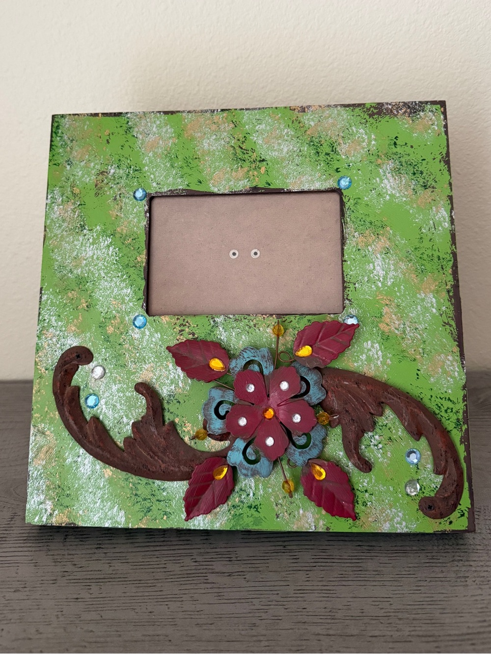 Metal Rhinestone Distressed Wood Photo Frame